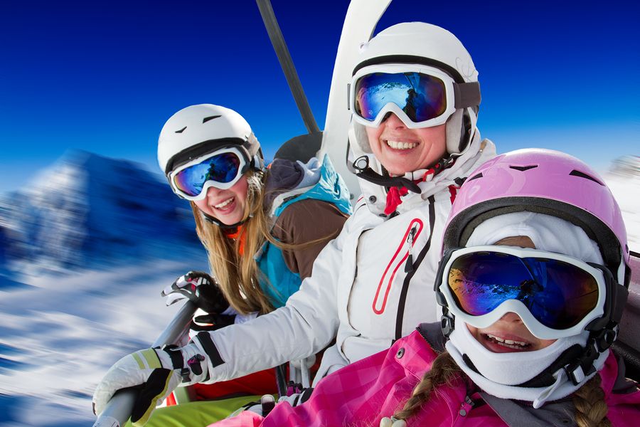 bigstock-Skiing-ski-lift-winter--ski-36404698[1]